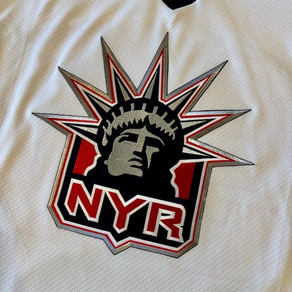 CCM New York Rangers Lady Liberty Semi ProJersey Wayne Gretzky #99 White NHL - Picture 3 of 12